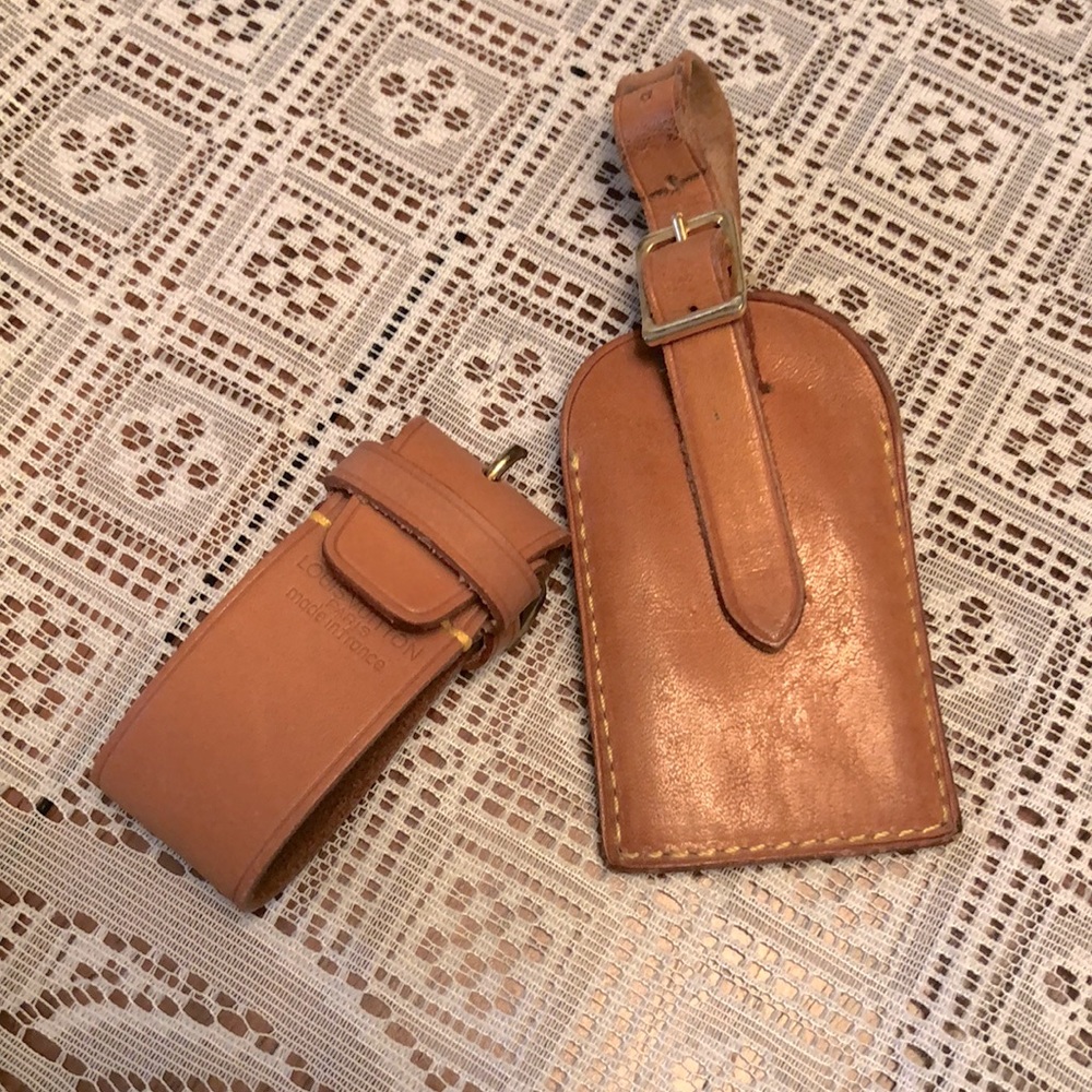 Louis Vuitton Vachetta Luggage Tag & Poignet Set